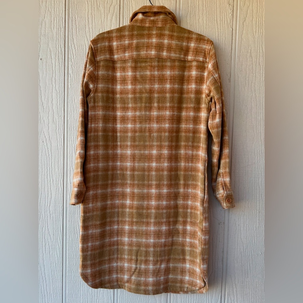 Jessica Simpson Plaid Shacket - Picture 7 of 13